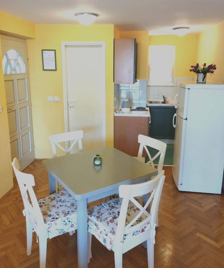 Apartments Nautilus Πούλα Εξωτερικό φωτογραφία